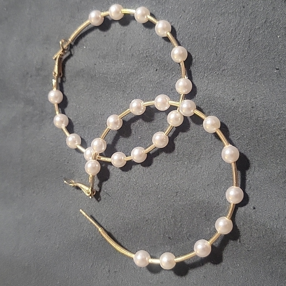 Women jewelry earrings